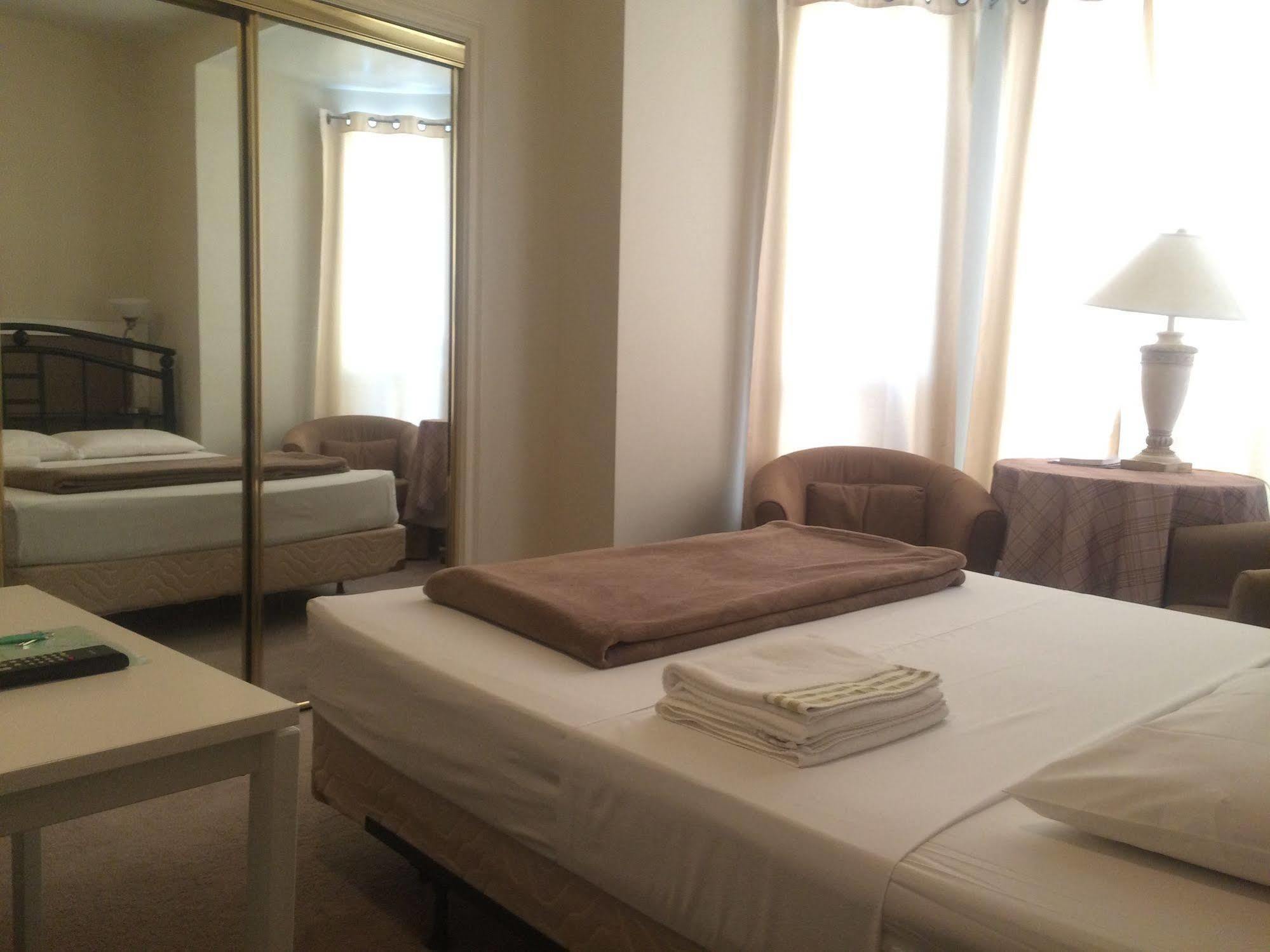 Adas Guesthouse Toronto Kültér fotó